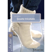 Încarcă imaginea în vizualizatorul Galerie, Sosete tricotate - Haris M?rta
