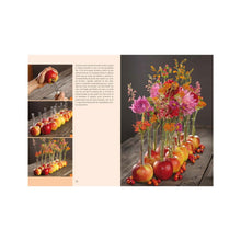 Încarcă imaginea în vizualizatorul Galerie, Aranjamente florale moderne - P?nczel P?ter
